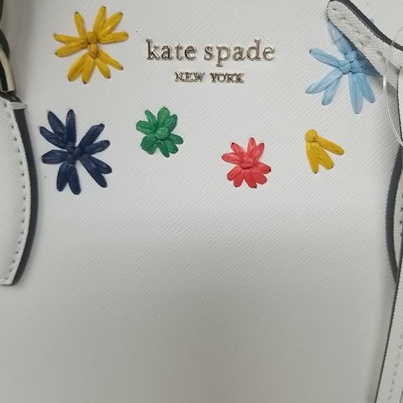 💞NWT Kate Spade Reiley Meduim Dome Style💞 - Picture 3 of 9